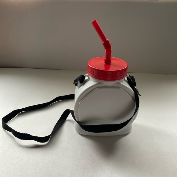 Vintage Coca-Cola Plastic Bottle Canteen, Made In Canada - Picture 2 of 3